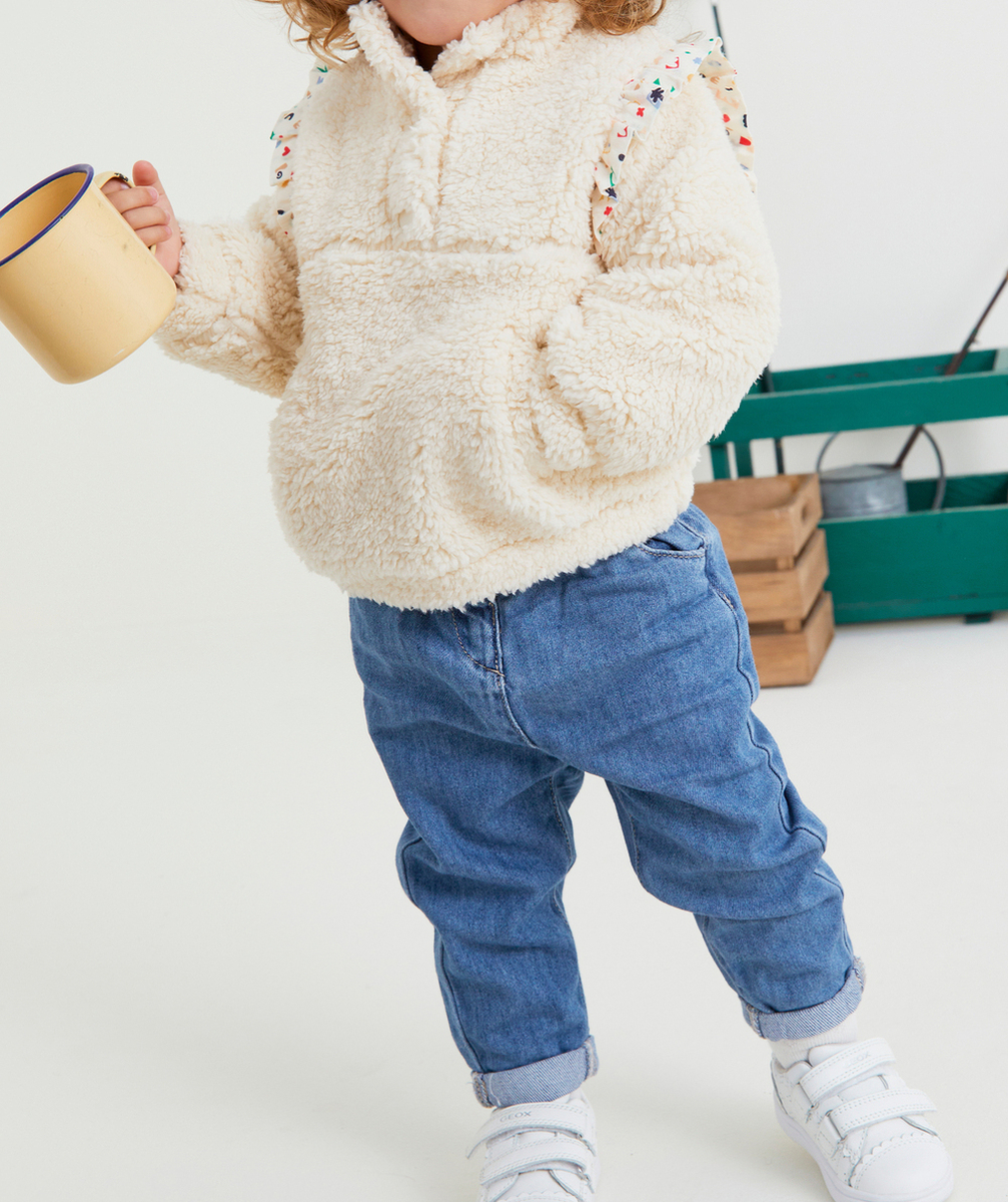 PANTALON RELAX BÉBÉ FILLE EN DENIM BLEU LOW IMPACT