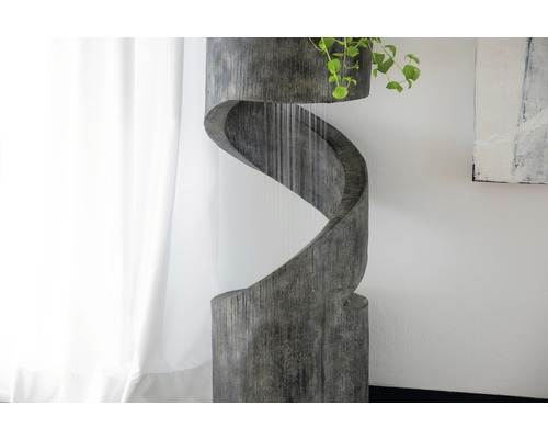 Design tuinfontein met LED-verlichting, 31,5 x 31,5 x 79,5 cm, kunststeen, grijs, inclusief slang en pomp.