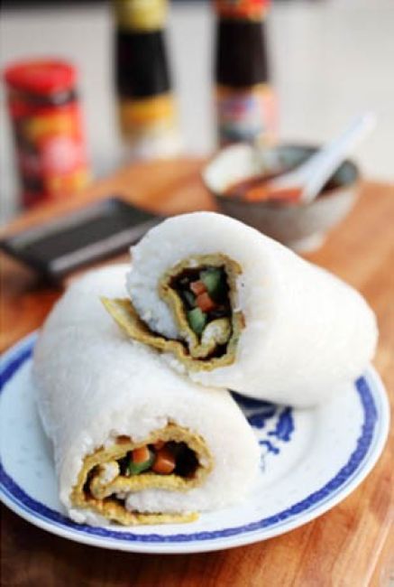 Oestersaus rijstrol met omelet