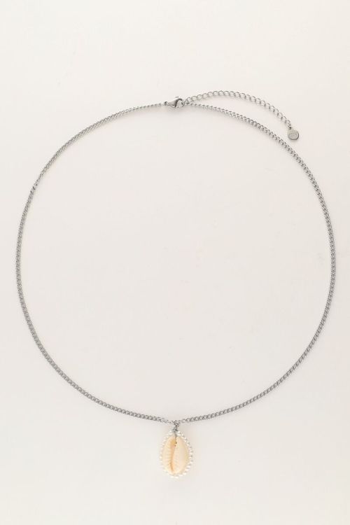 Ketting met schelp en parels