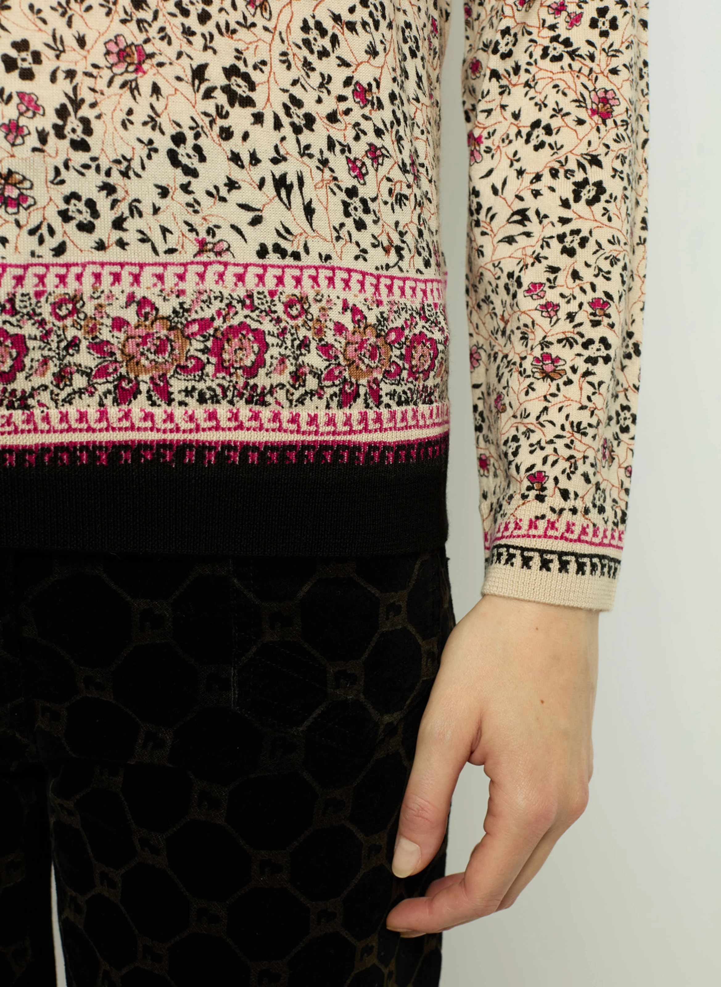 JOSIANE - Pull col V en laine | Beige
