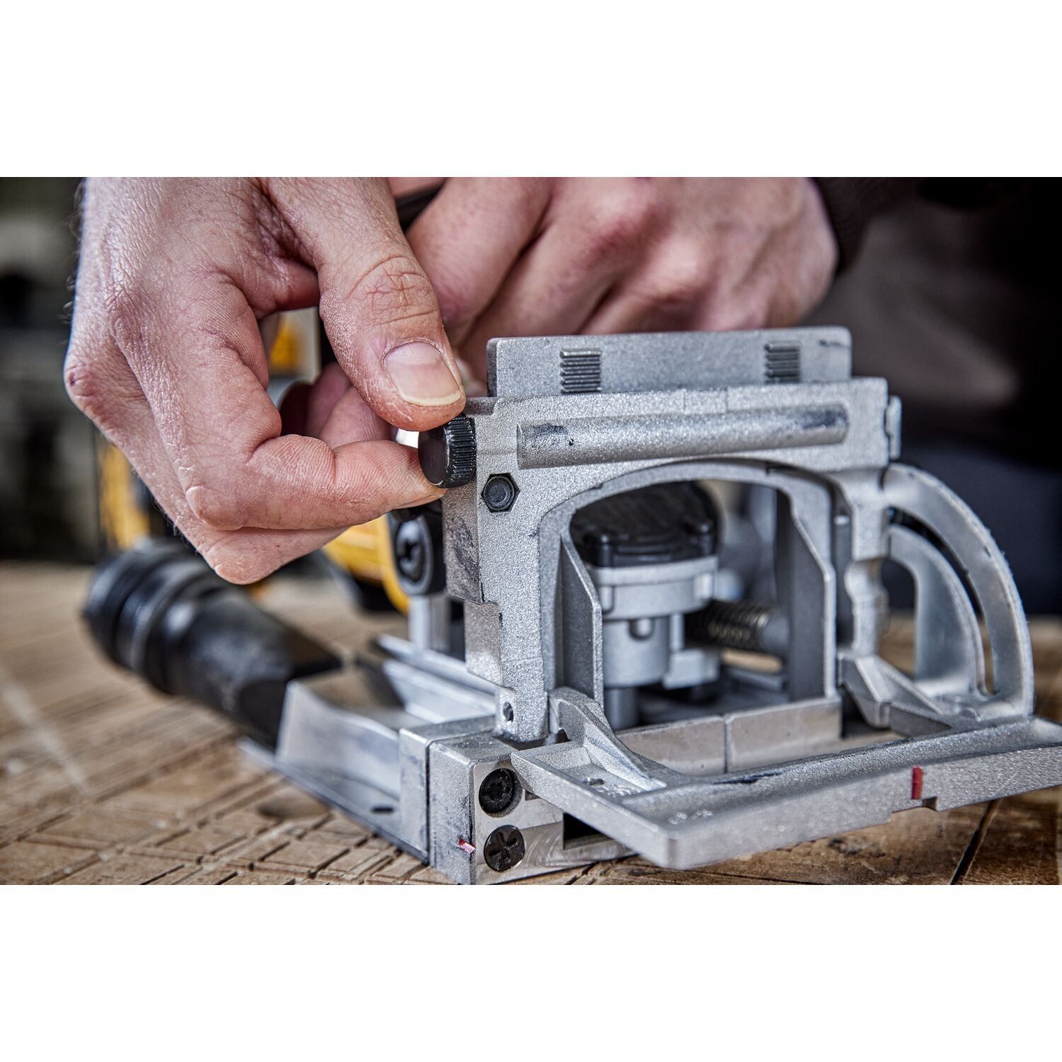 DeWALT DCW682N Accu lamellenfrees 18V XR Basic Body