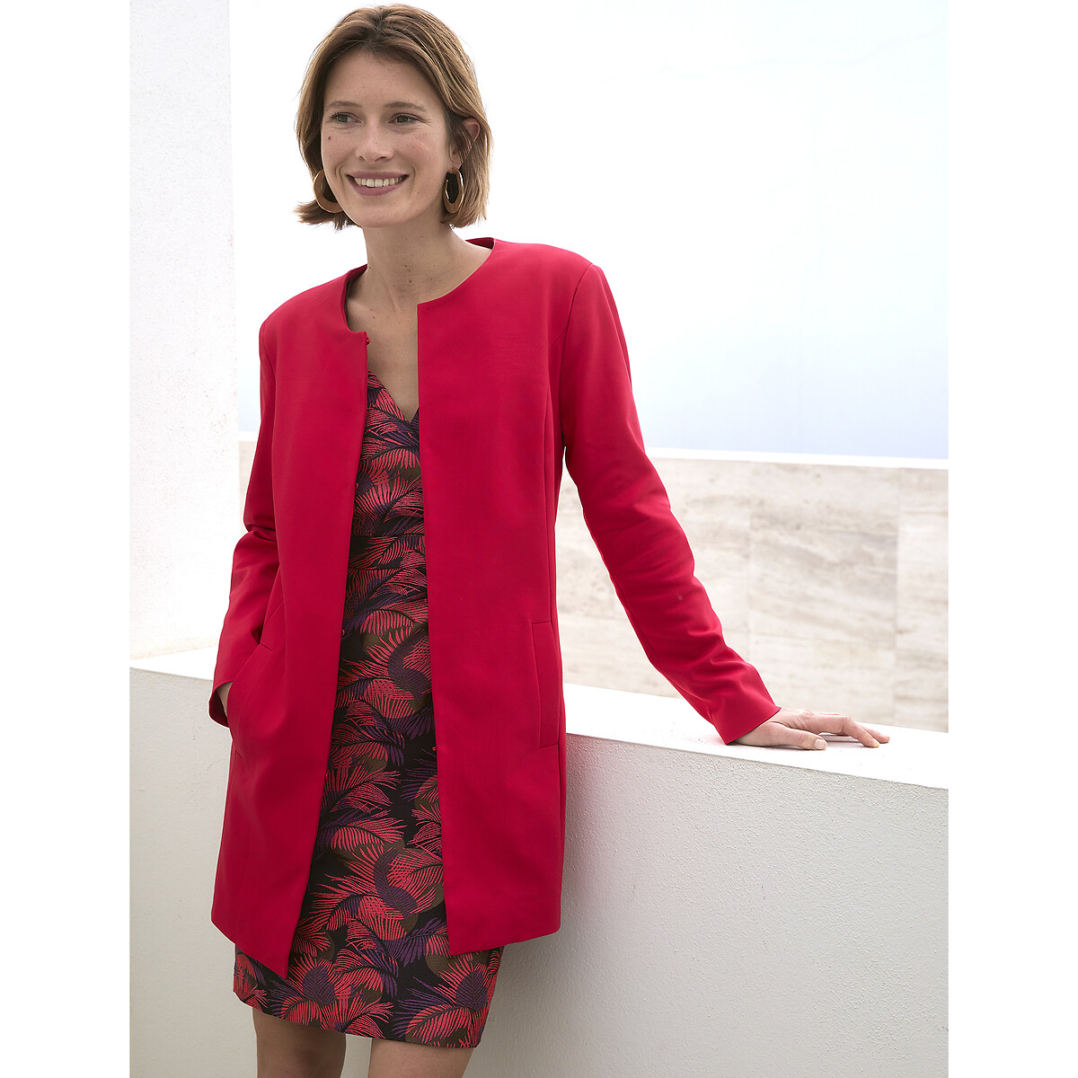 ANNE WEYBURN<br>Colete comprido, modelo à direita
