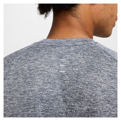 Maillot manches courtes Nike Dri-Fit ADV Stride Bleu Homme