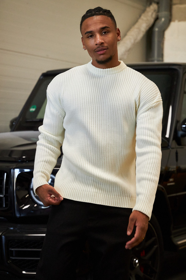 Pull blanc en maille à col rond