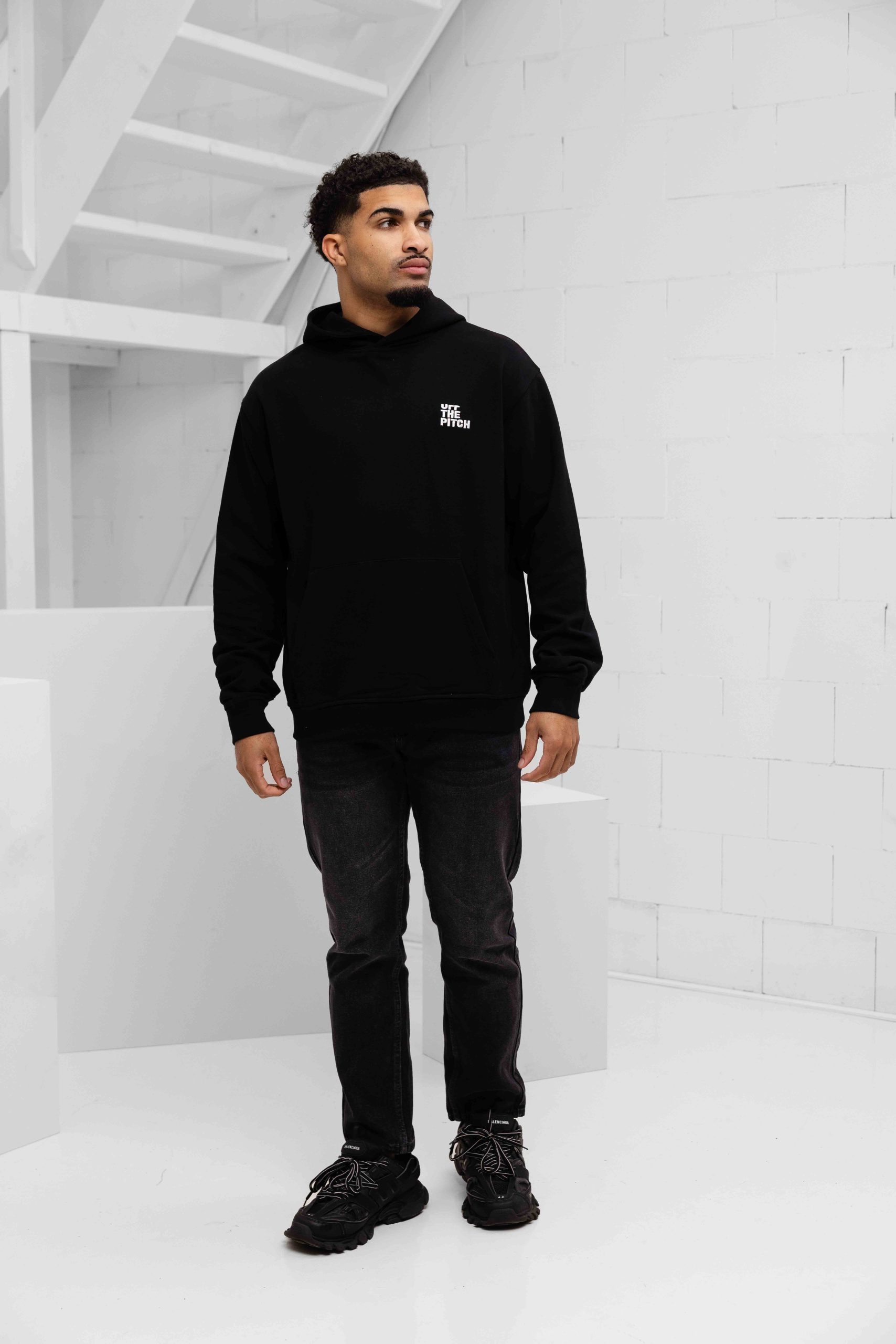 Off The Pitch Full Stop Hoodie Heren Zwart