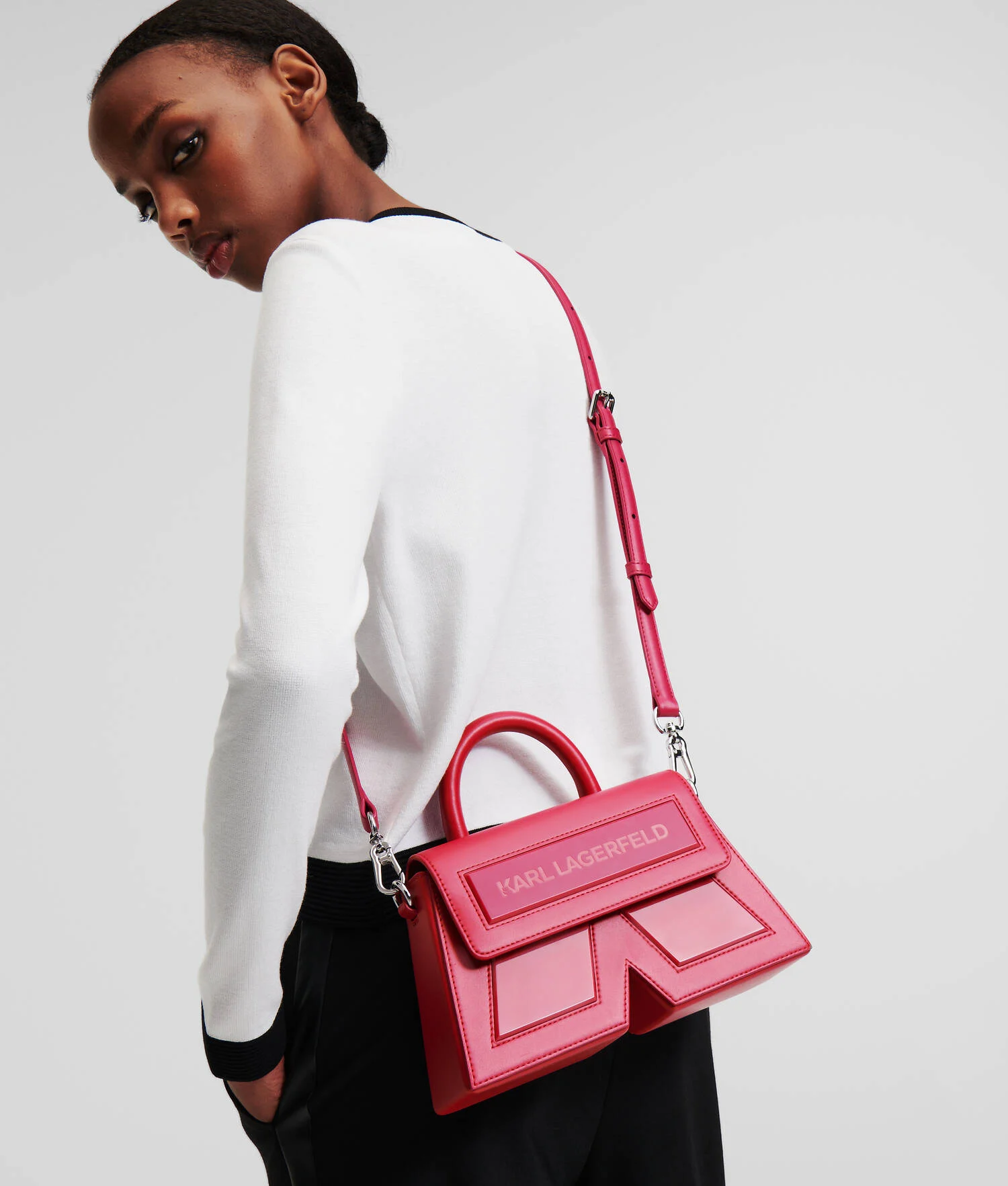 PETIT SAC BANDOULIÈRE EN CUIR IKON K