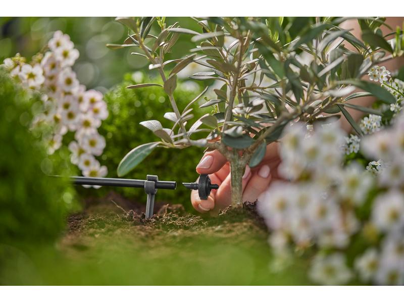 GARDENA Endtropfer Micro-Drip-System 2 l/h, 10 Stück Für eine punktuelle und wassersparende Bewässerung auch bei Höhenunterschieden