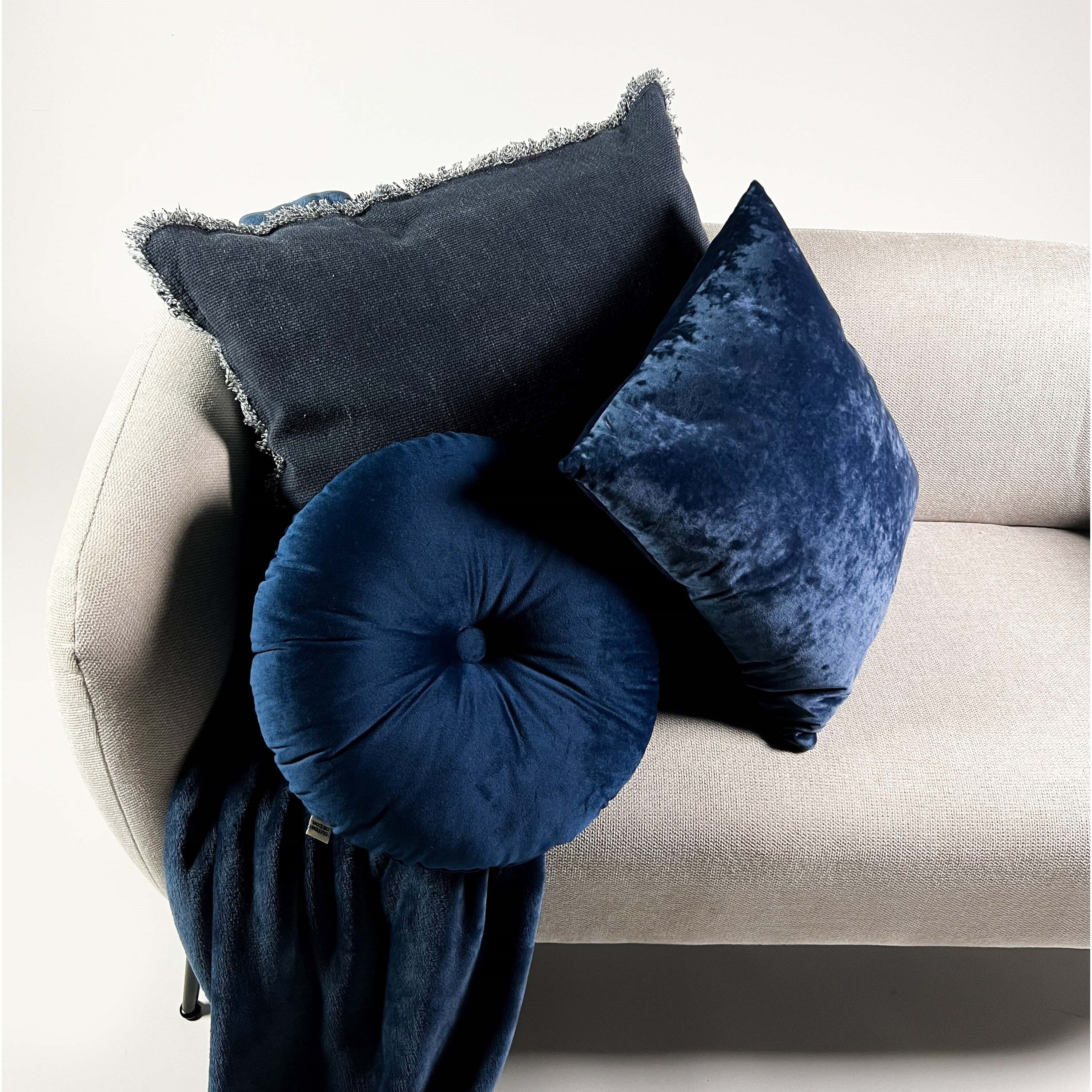 Dutch Decor sierkussen Sky - 45x45 cm Insignia Blue