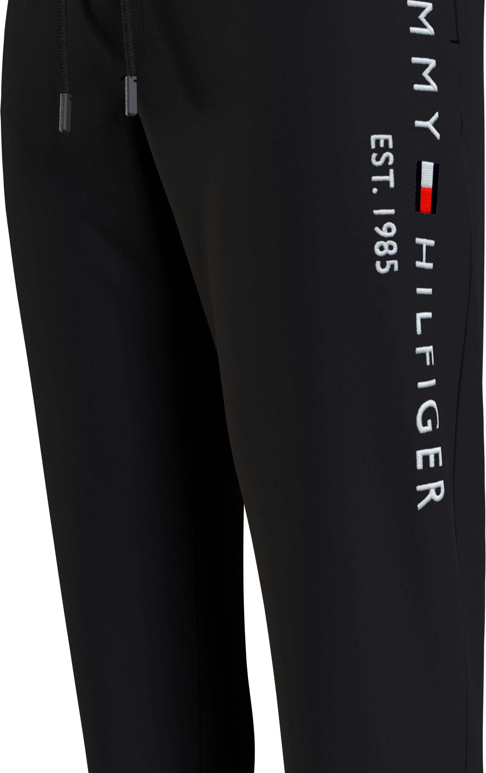Tommy Hilfiger Sweathose »BASIC BRANDED SWEATPANTS«  mit grossem Tommy Hilfiger Schriftzug
