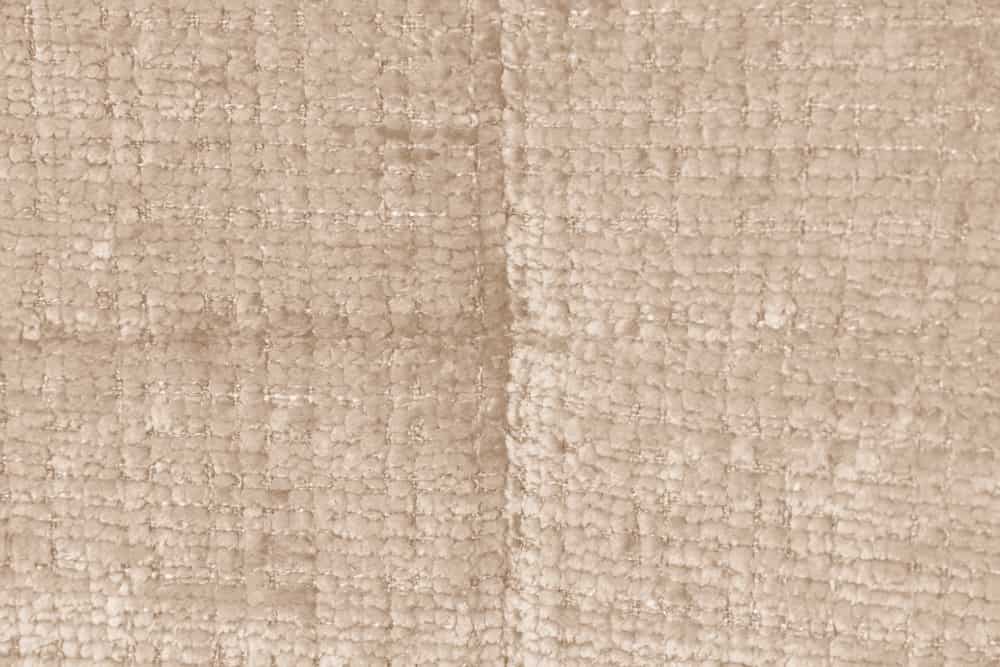 Moderner Design Stuhl TRES CHIC champagner greige Chenille Cremona schwarze Metallbeine