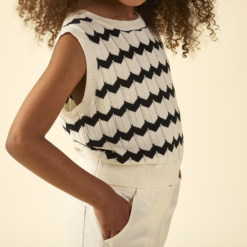 Pull sans manches en tricot ajouré motif zigzags pour fille