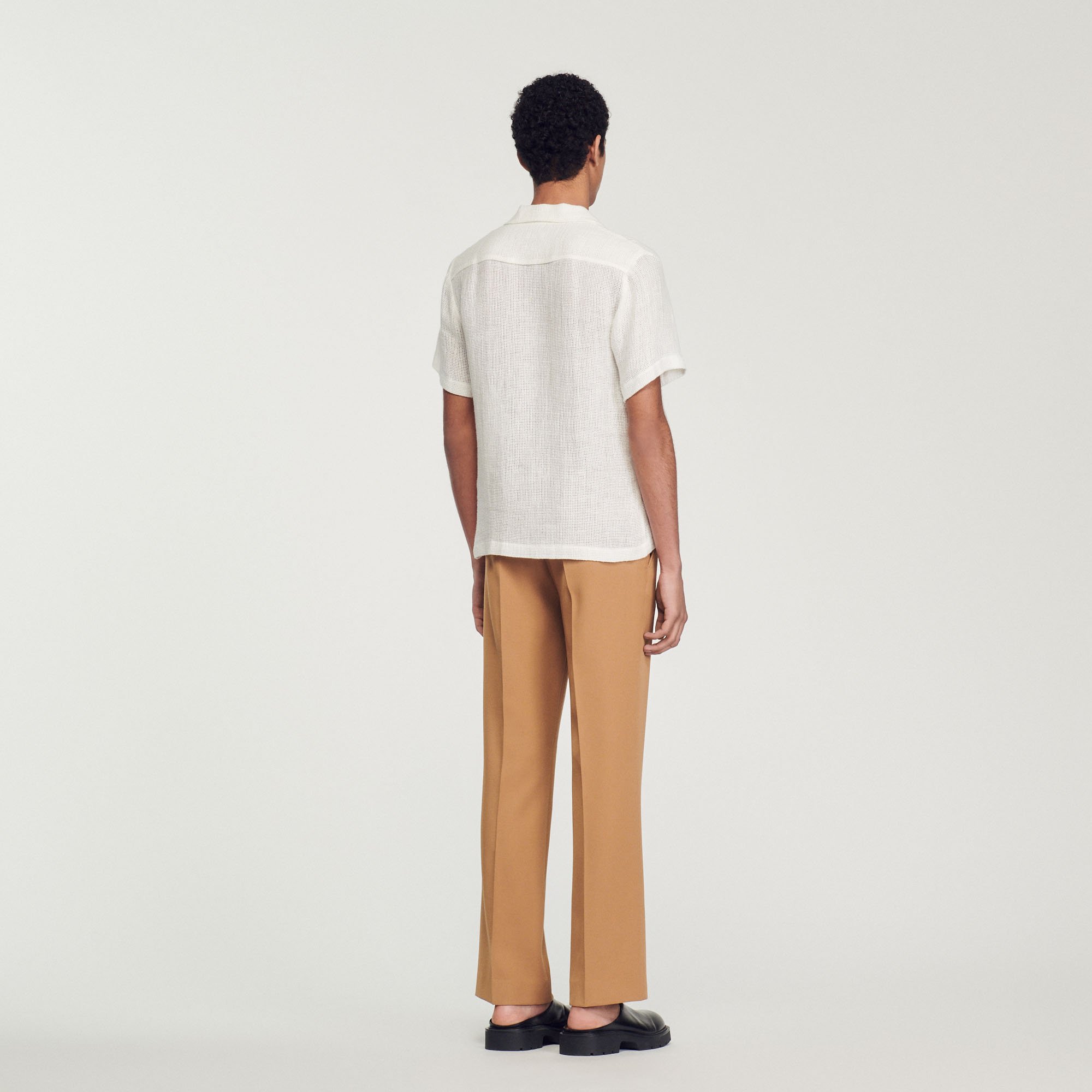 Chemise á manches courtes