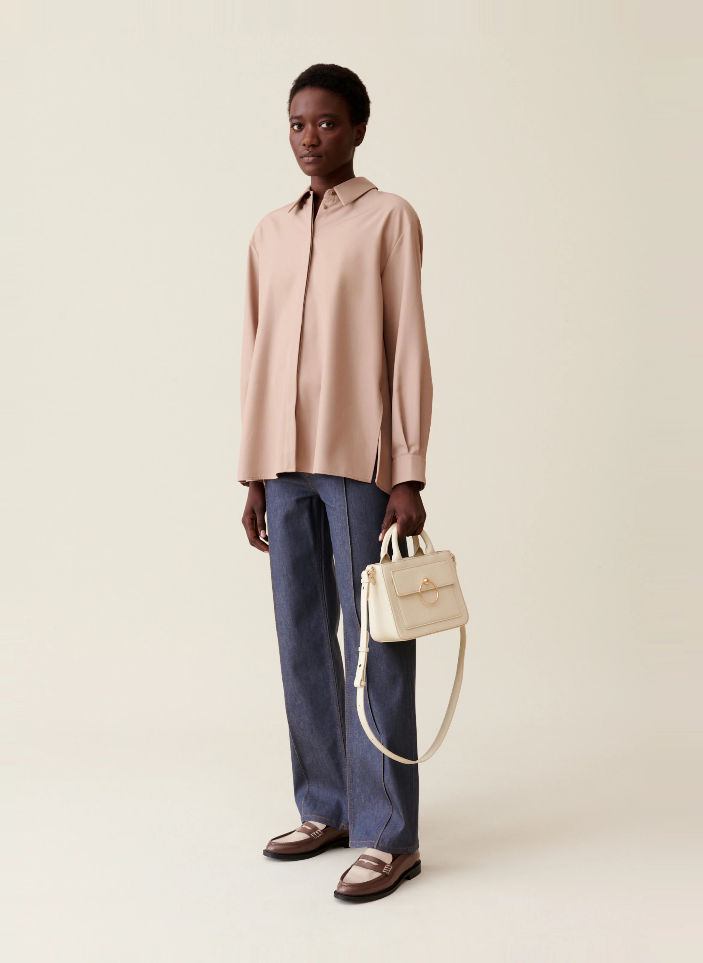 Chemise col classique droite satinée | Beige