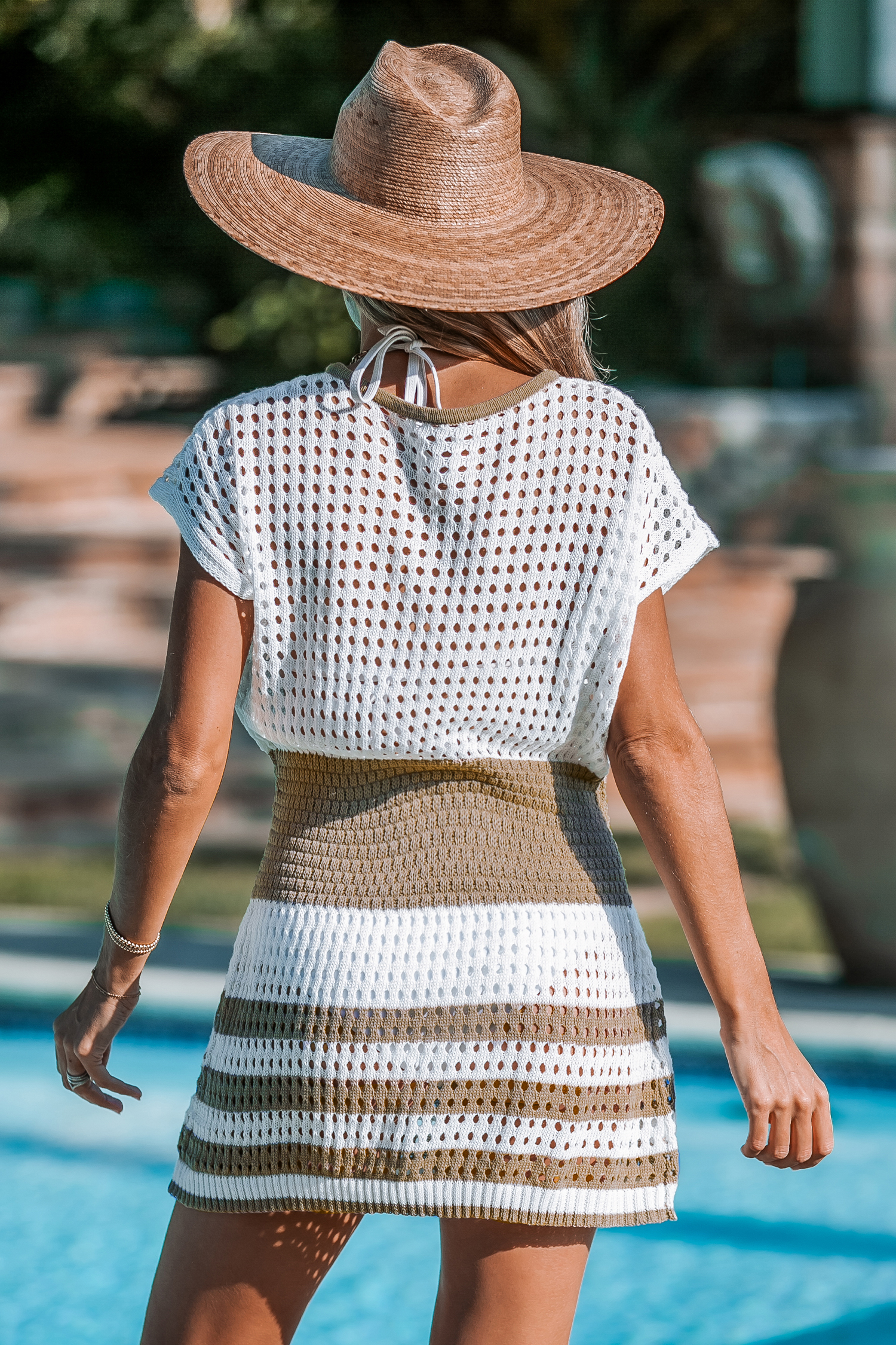 Robe cover up mini découpée beige et brune