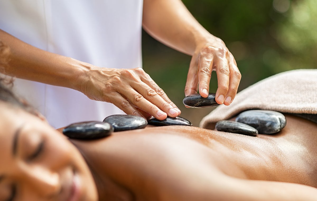Hot Stone Massage St- Leon-Rot