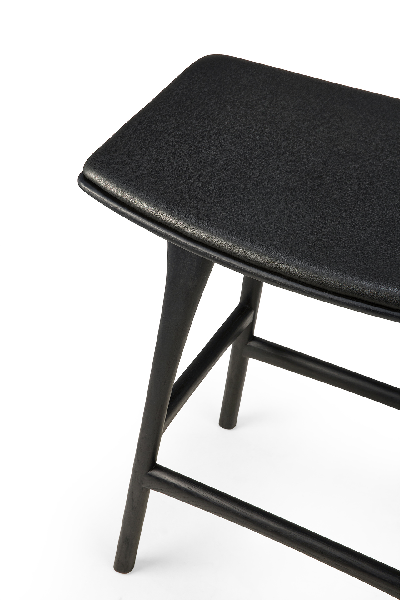 Osso hoge kruk 65 - zwart eiken - zwart leer