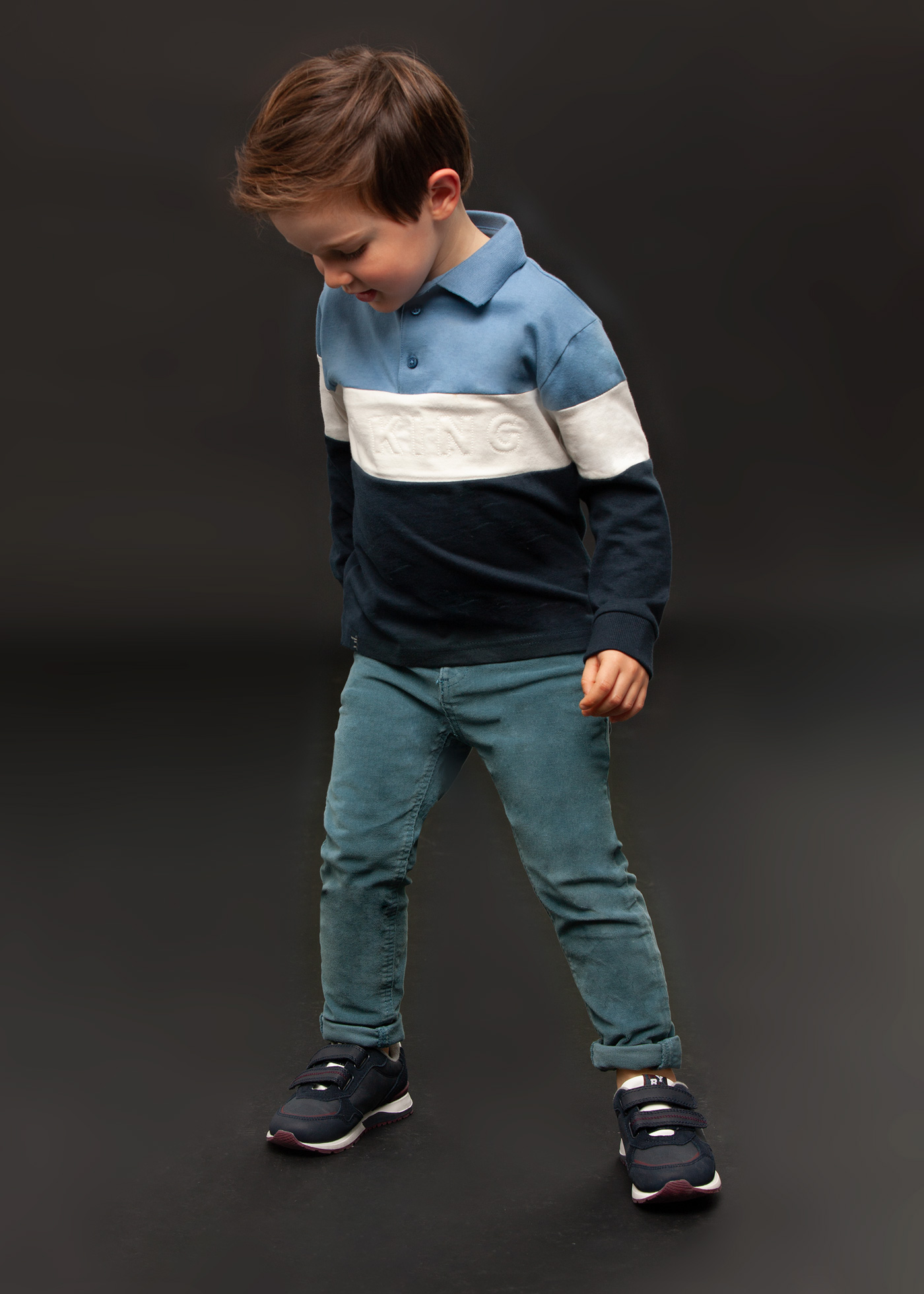 Calças de veludo cotelê slim fit Better Cotton para meninos