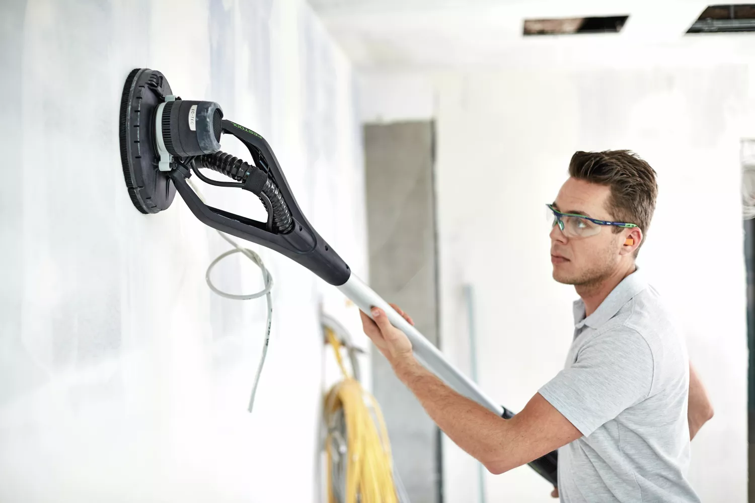 Festool LHS-E 225 EQ-CB Langnek schuurmachine