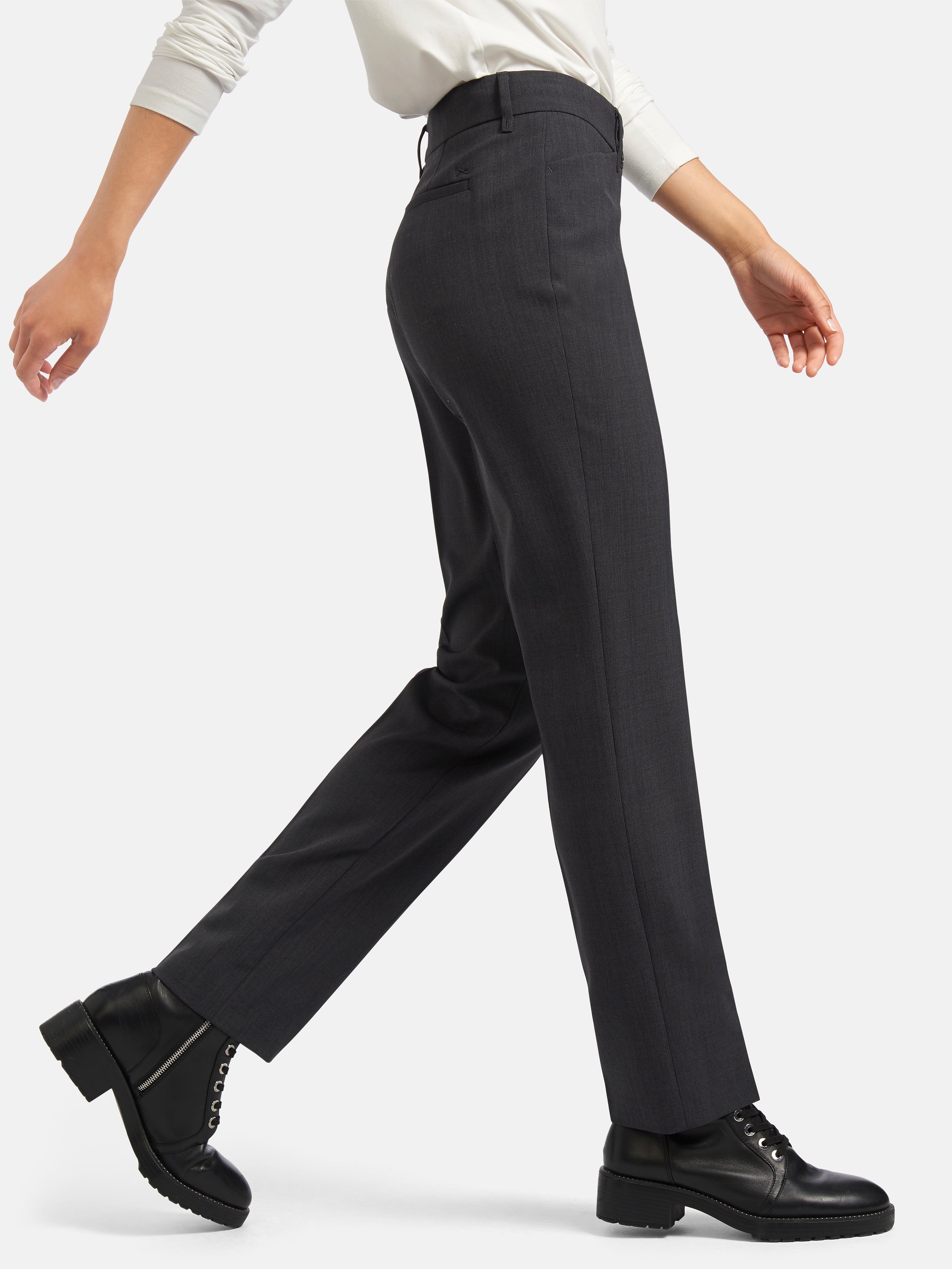 Feminine Fit-Hose Modell Celine