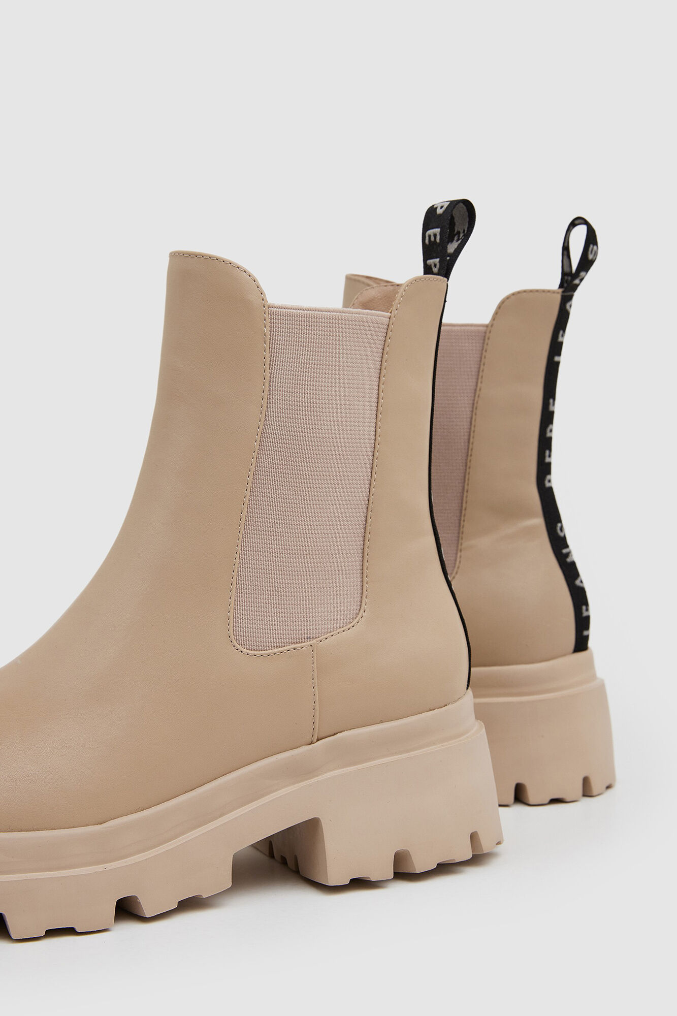 Bota Lol Track Silhouette