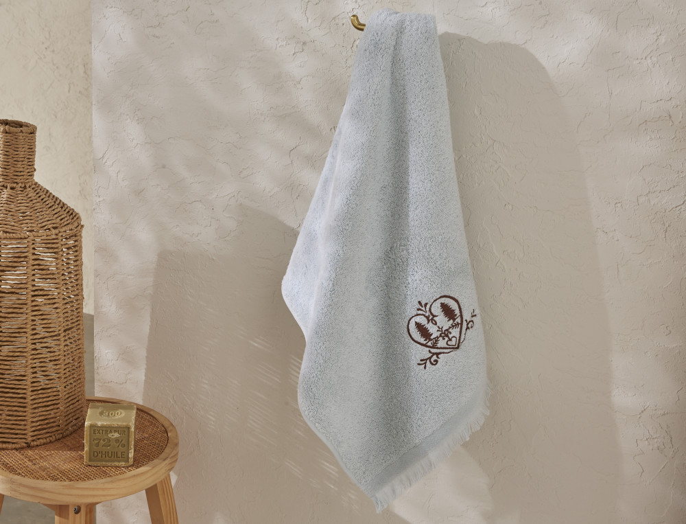 Serviette de bain-Coeurs de montagne