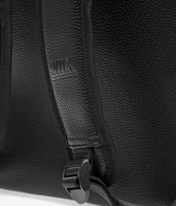 Antix Corium Rucksack 20L (black)