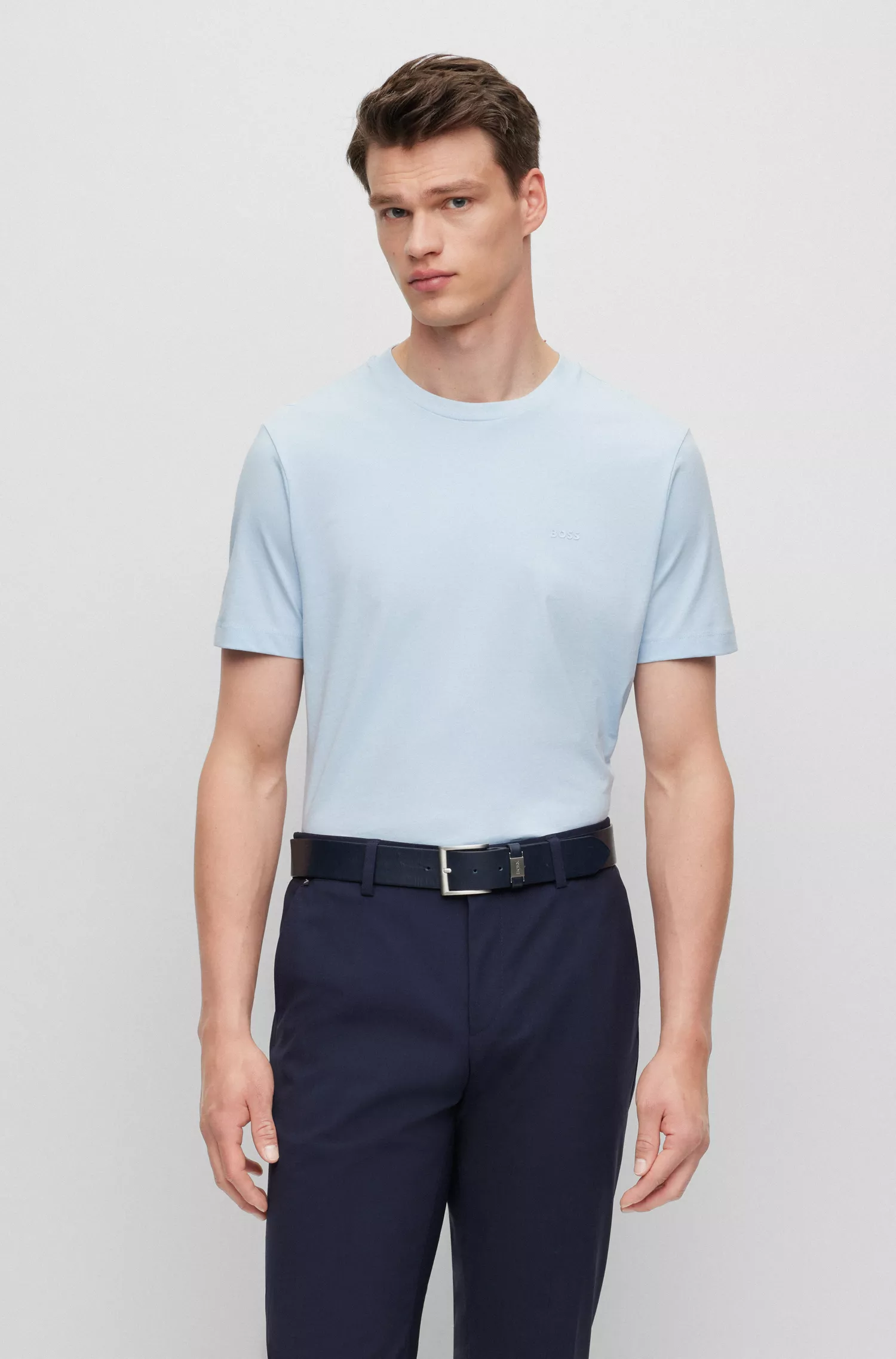 Camiseta BOSS preta em malha de algodão com logotipo emborrachado.