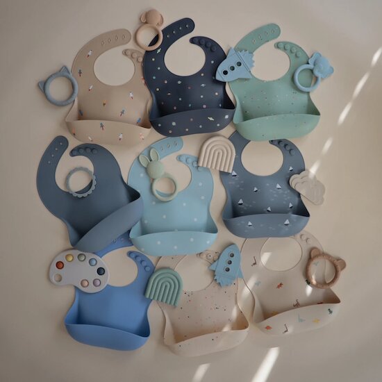 Bavoir en silicone   Bateau        de               mushie