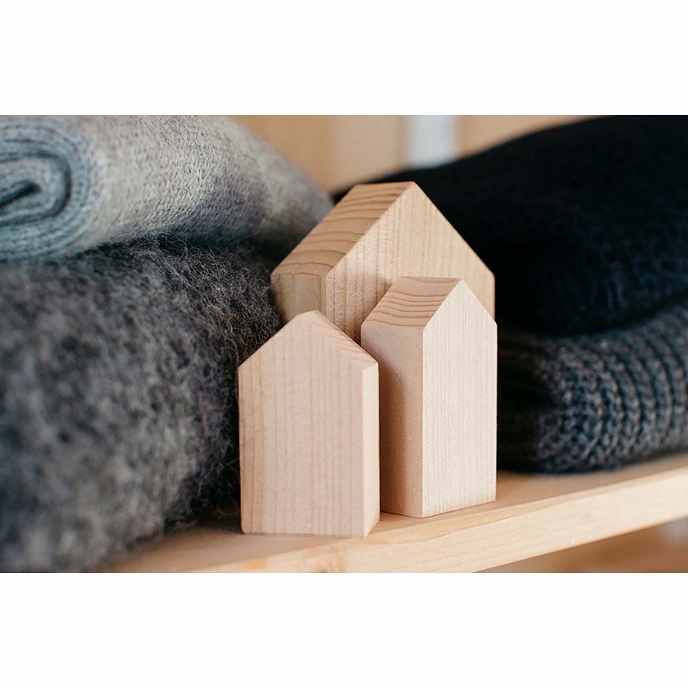 Maisons en bois de cèdre anti mites (lot de 3)