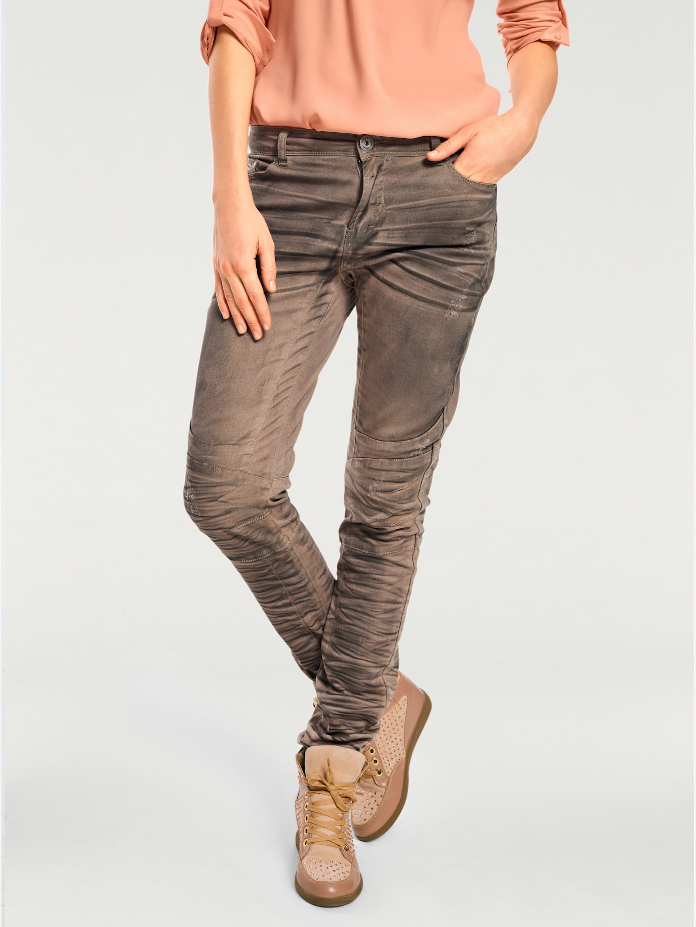Pantalon boyfriend coupe droite