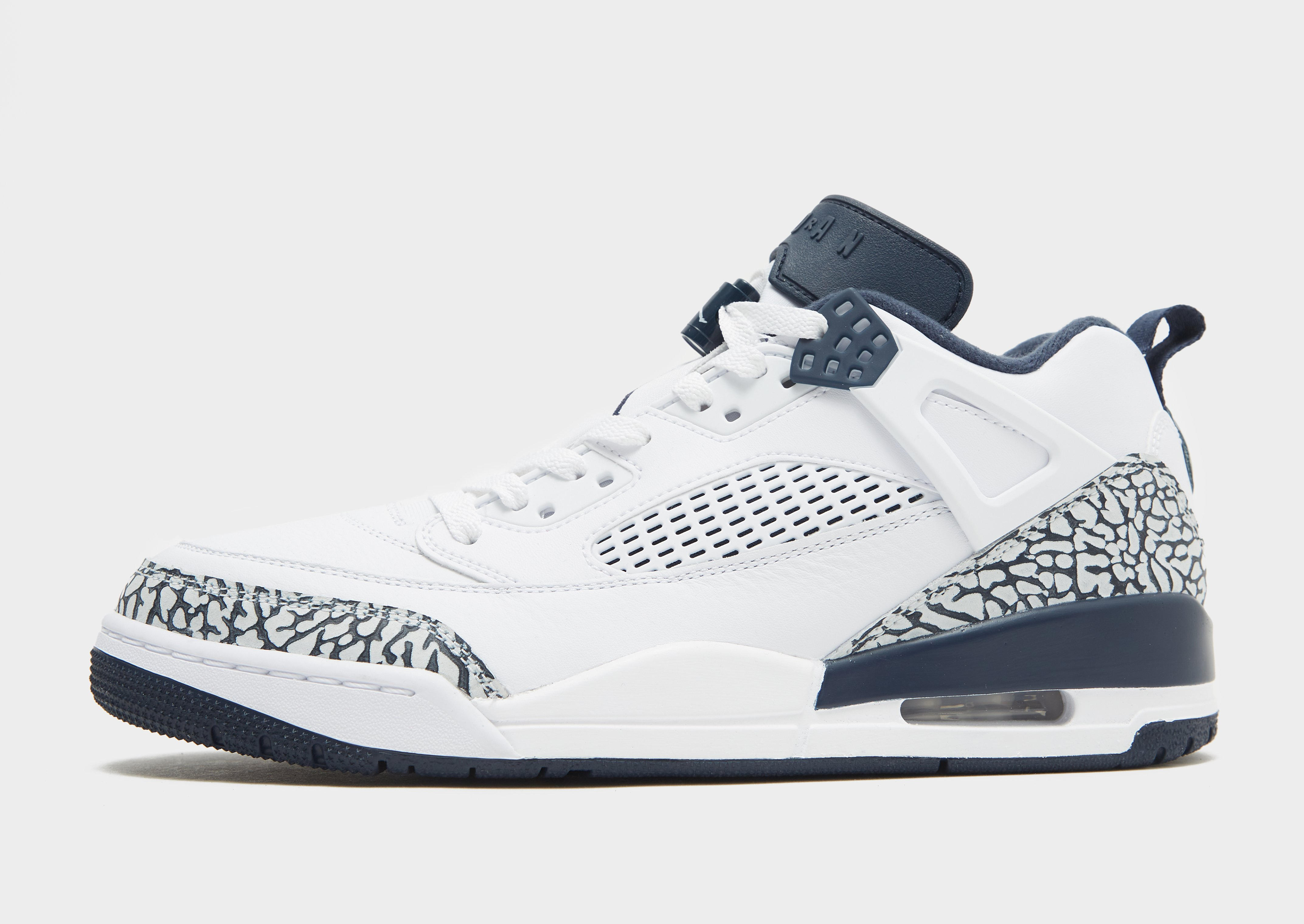 Jordan Spizike Low