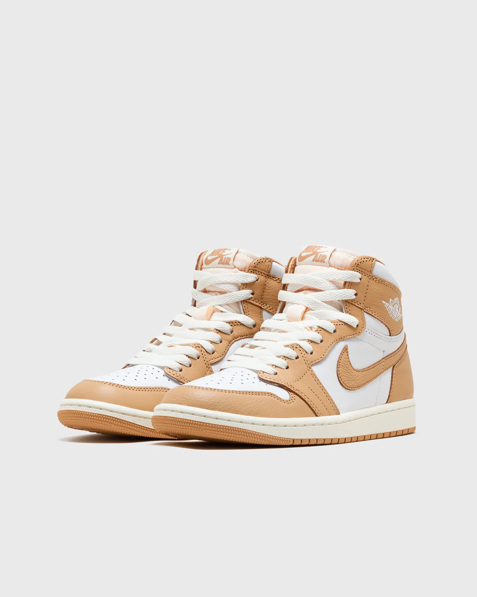 Jordan WMNS AIR JORDAN 1 RETRO HI OG 'Praline'
