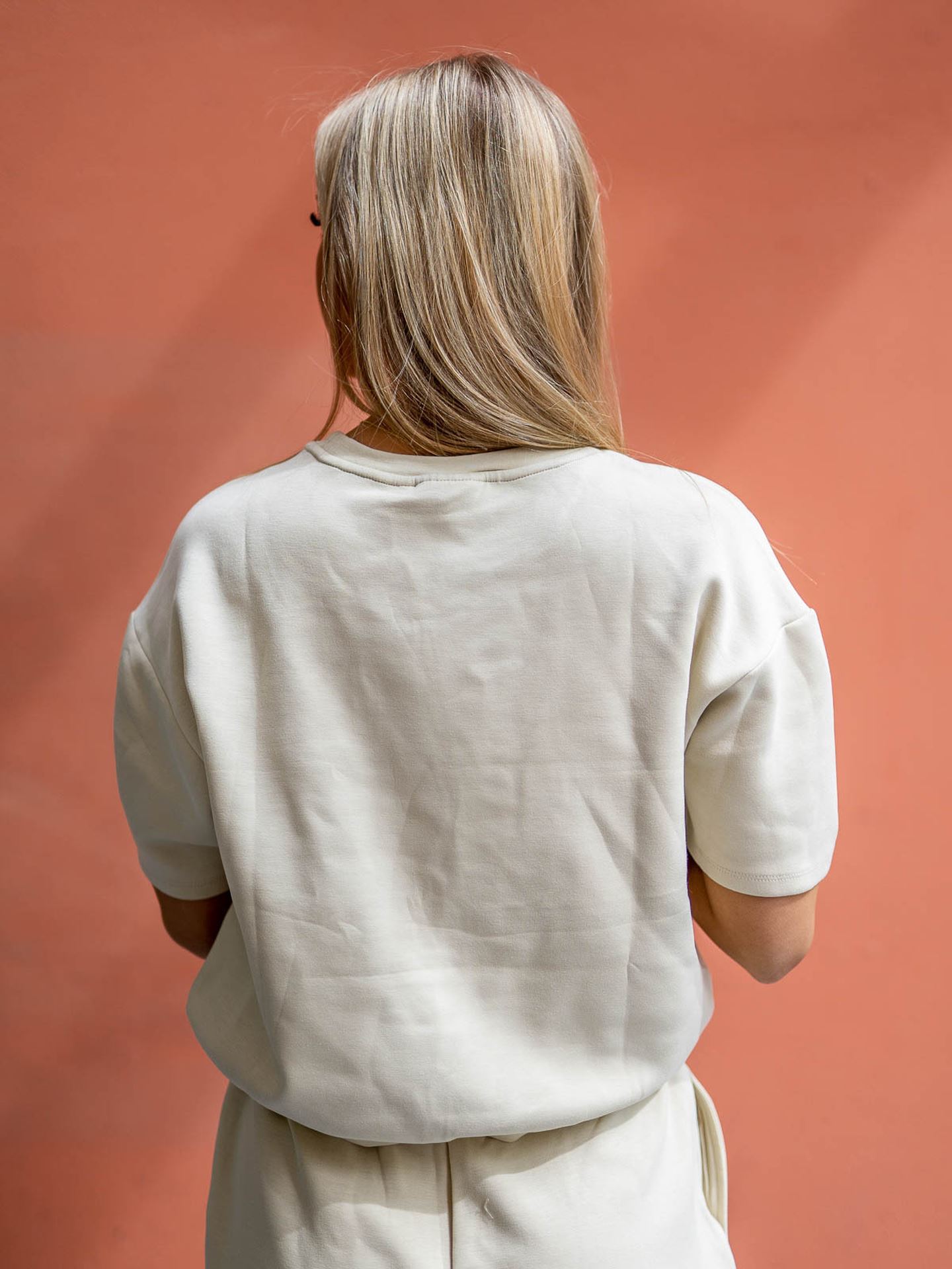 Isora Ima Q Short Sleeve Sweatshirt