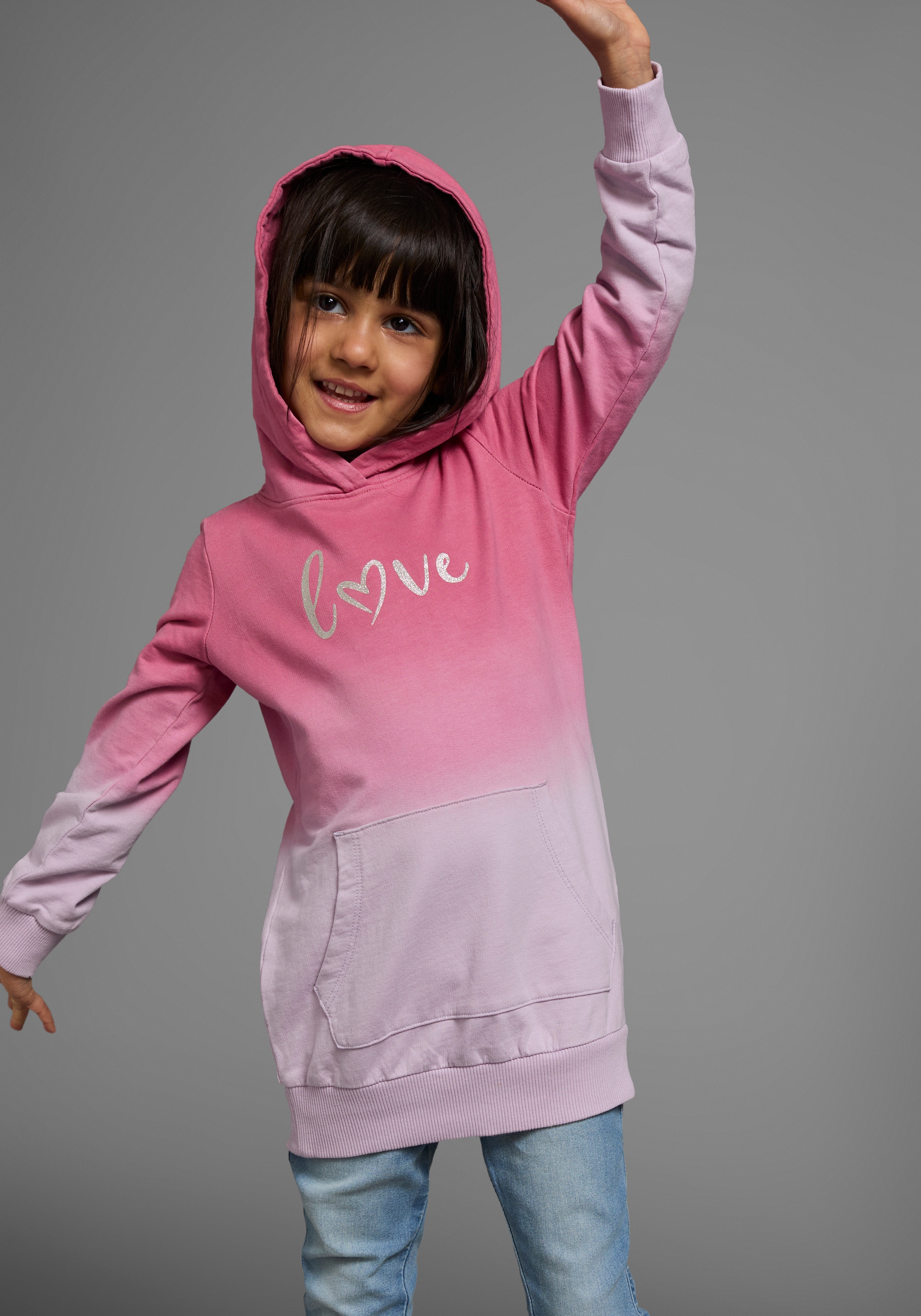 KIDSWORLD Kapuzensweatshirt », Longsweatshirt mit LOVE print«, Langarm,  po-bedeckend,  mit Glitzerdruck,  aus Baumwolle