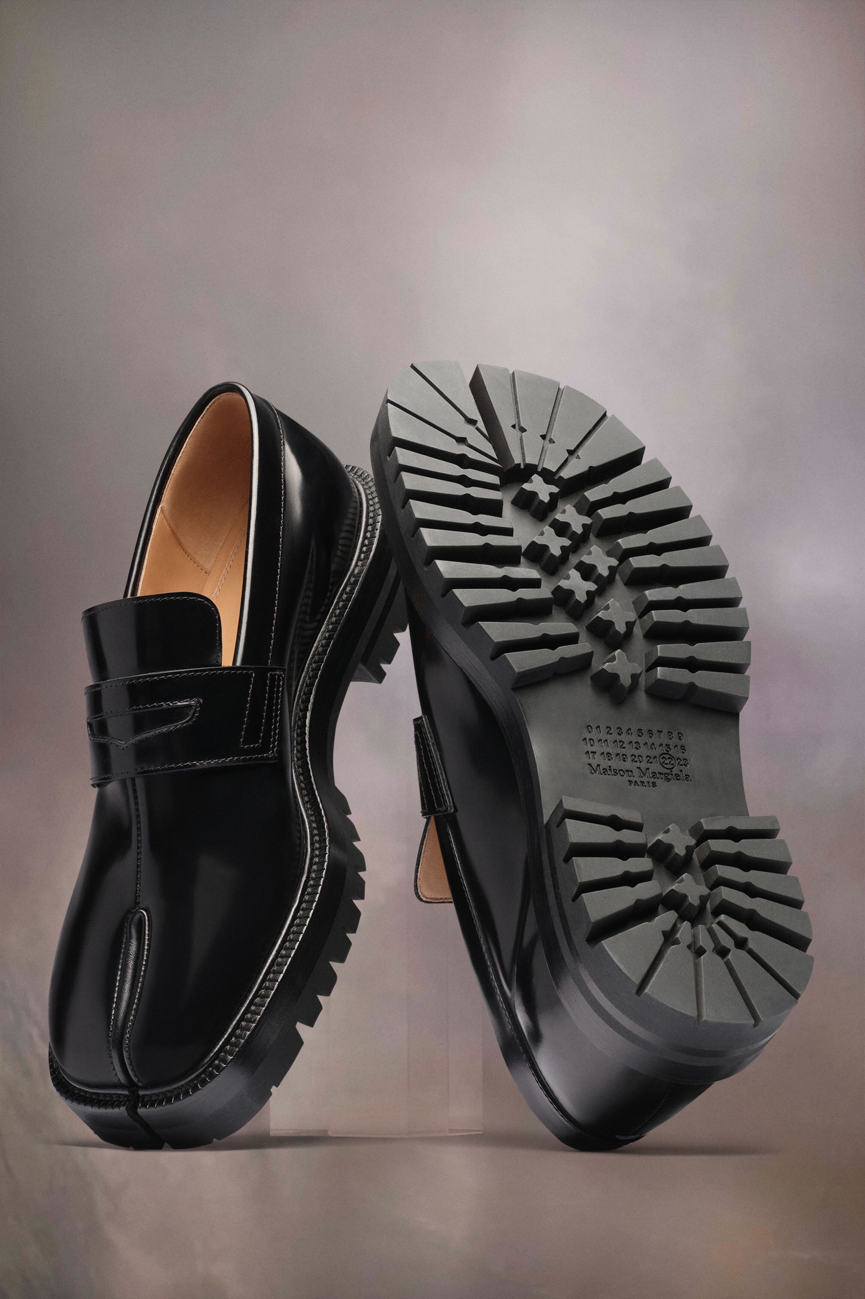 Mocassins Tabi noirs en cuir pour femme Noir