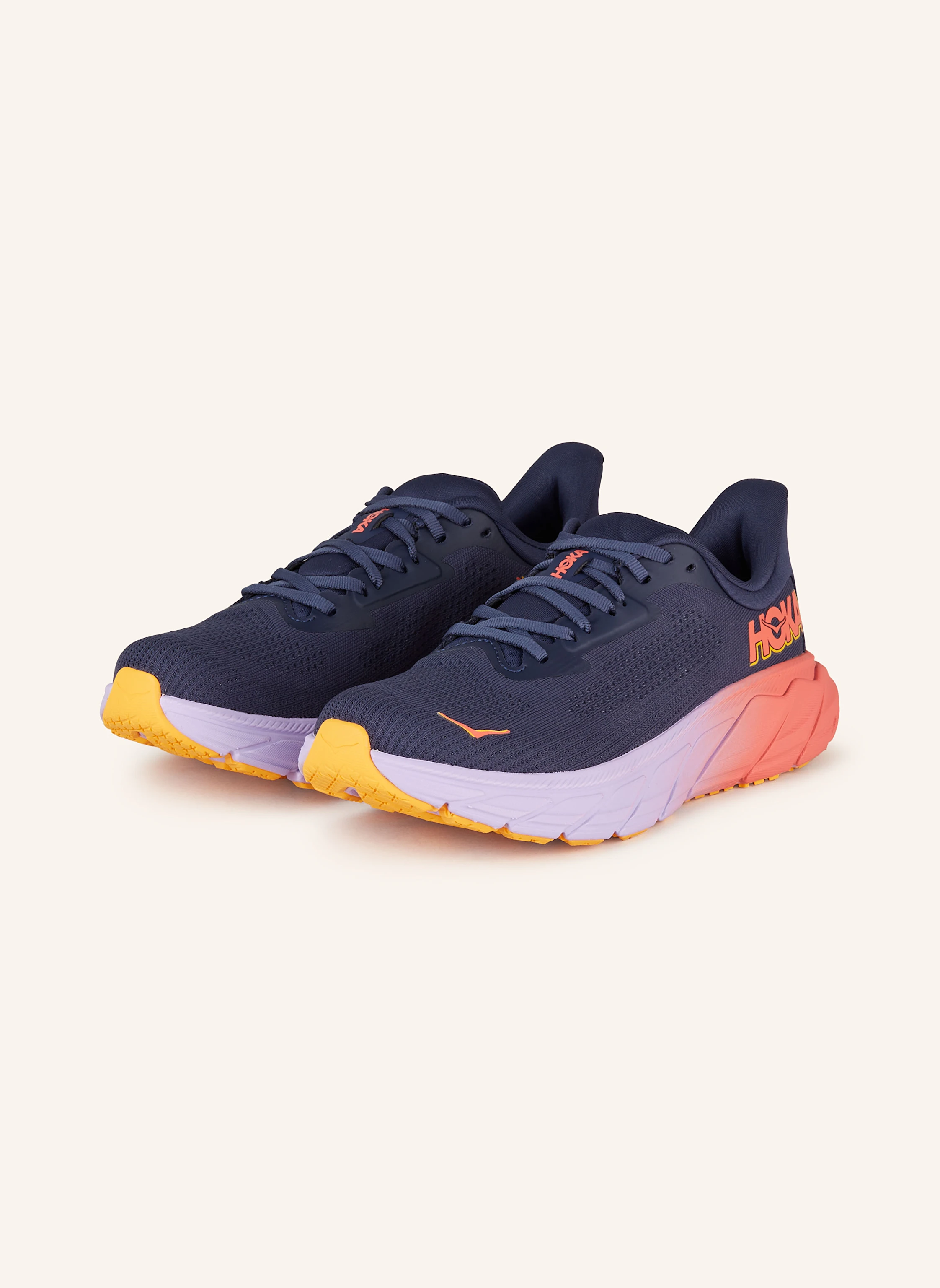 HOKA Laufschuhe ARAHI 7