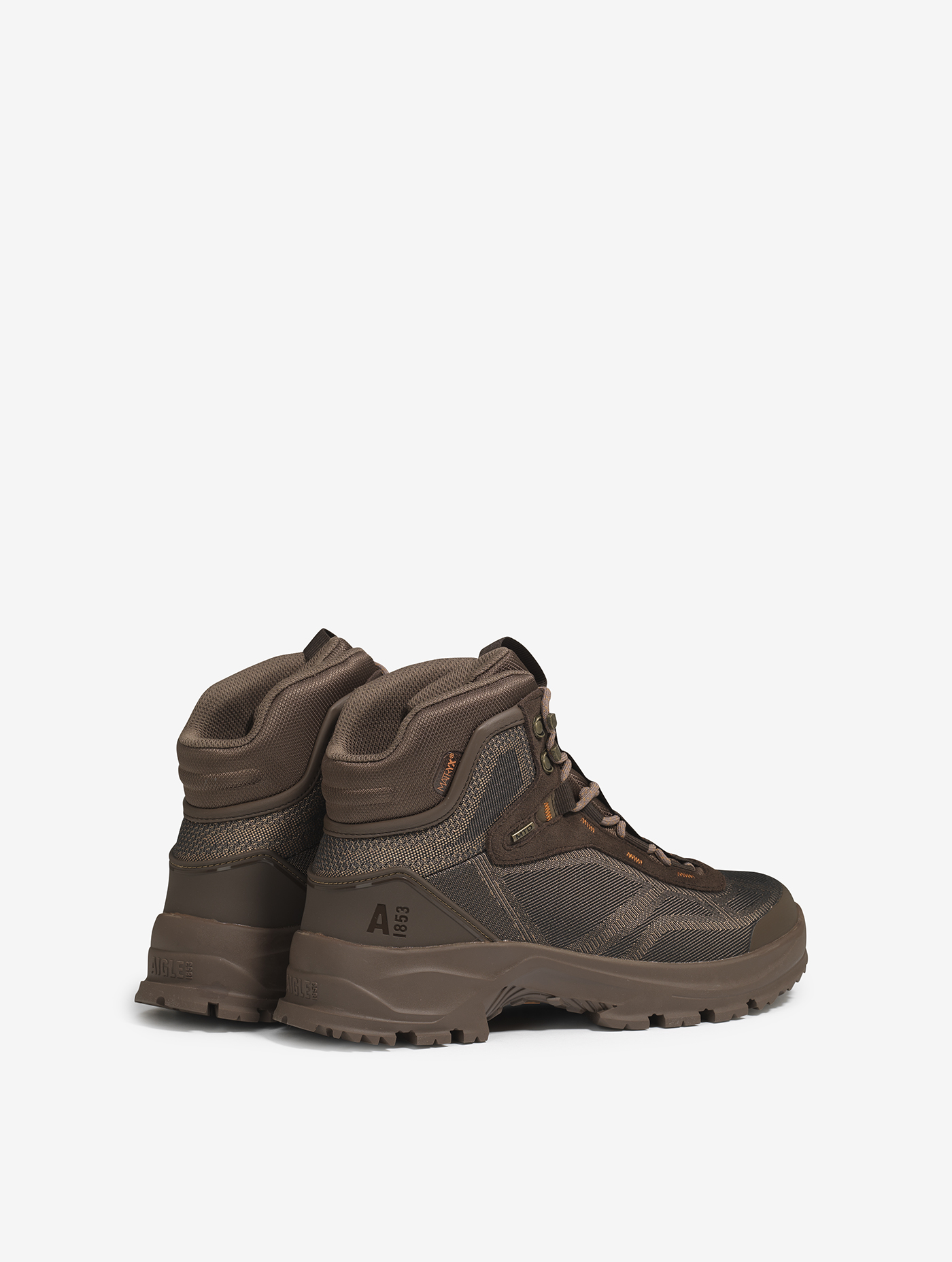 La chaussure montante innovante grâce au nouveau matériel : matryx SEPIA