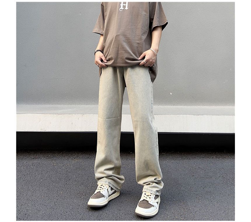 Whyessa - Hoge taille jeans met geborduurd hart en rechte pijpen