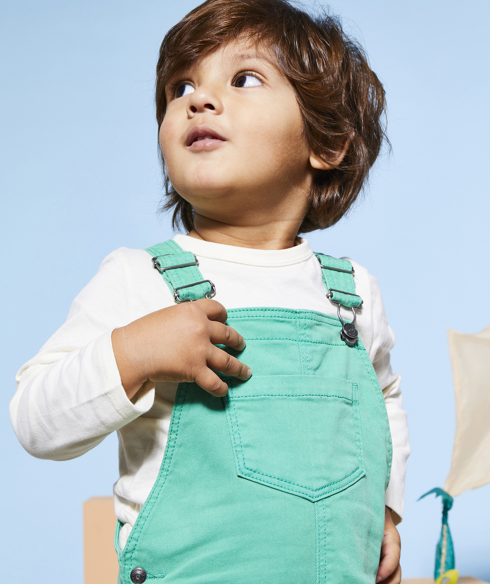 salopette bébé garçon en fibres recyclées verte avec patch messages
