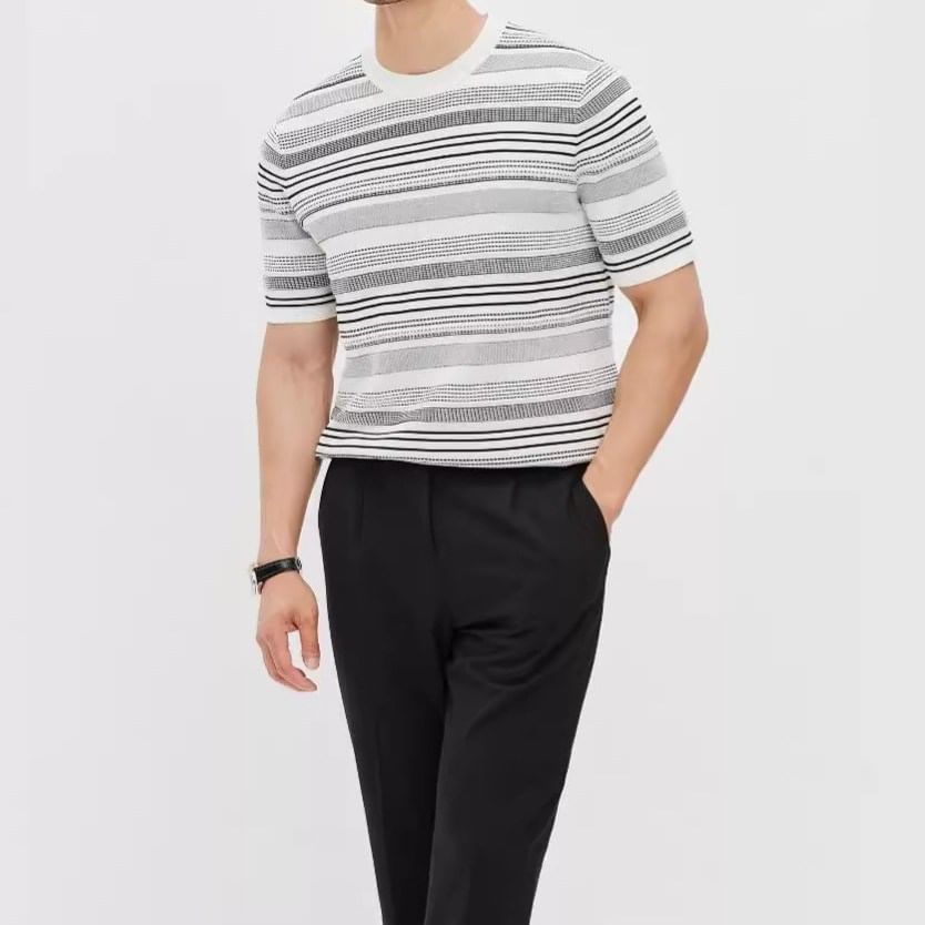 GRAYCIOUS - Gestreepte gebreide top met korte mouwen en ronde hals