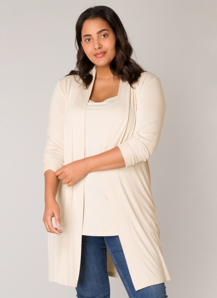 Base Level Curvy Longstrickjacke »Ayla Long«, Figurumspielende, weiche Strickqualität