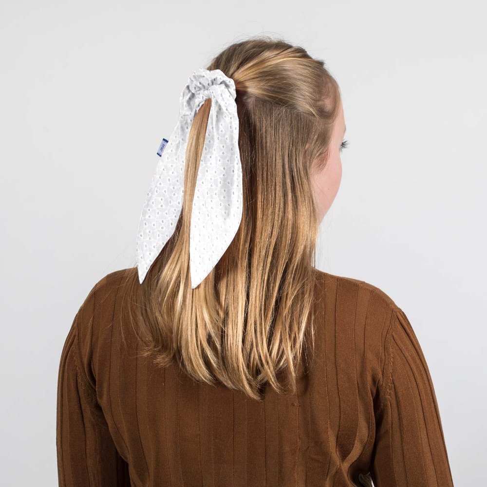 Foulchie Court Broderie Anglaise