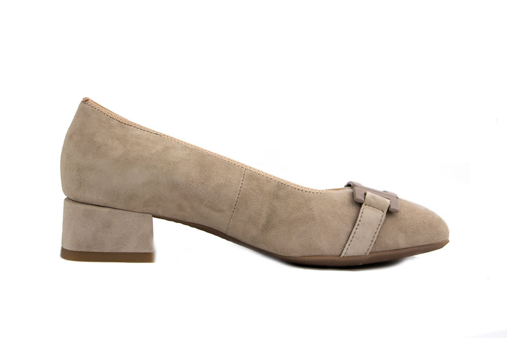 Ara Pump Sand Suede