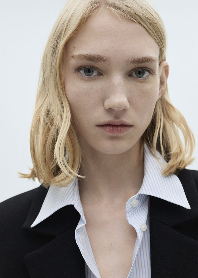 MANGO COAT. -- LIPSTICK Black