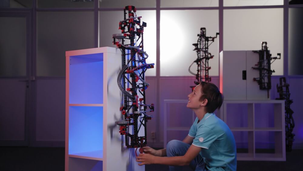 fischertechnik Hanging Action Tower