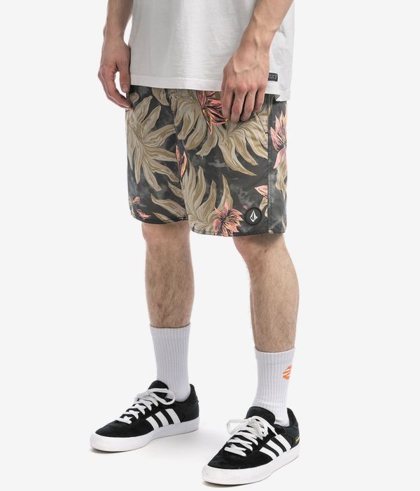 Volcom Polly Pack 17 Boardshorts (rinsed black)