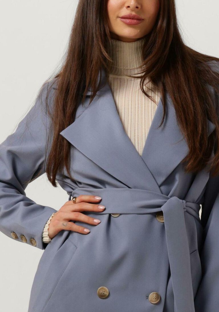 NOTRE-V lichtblauwe notre-v  nv-daron belted coat