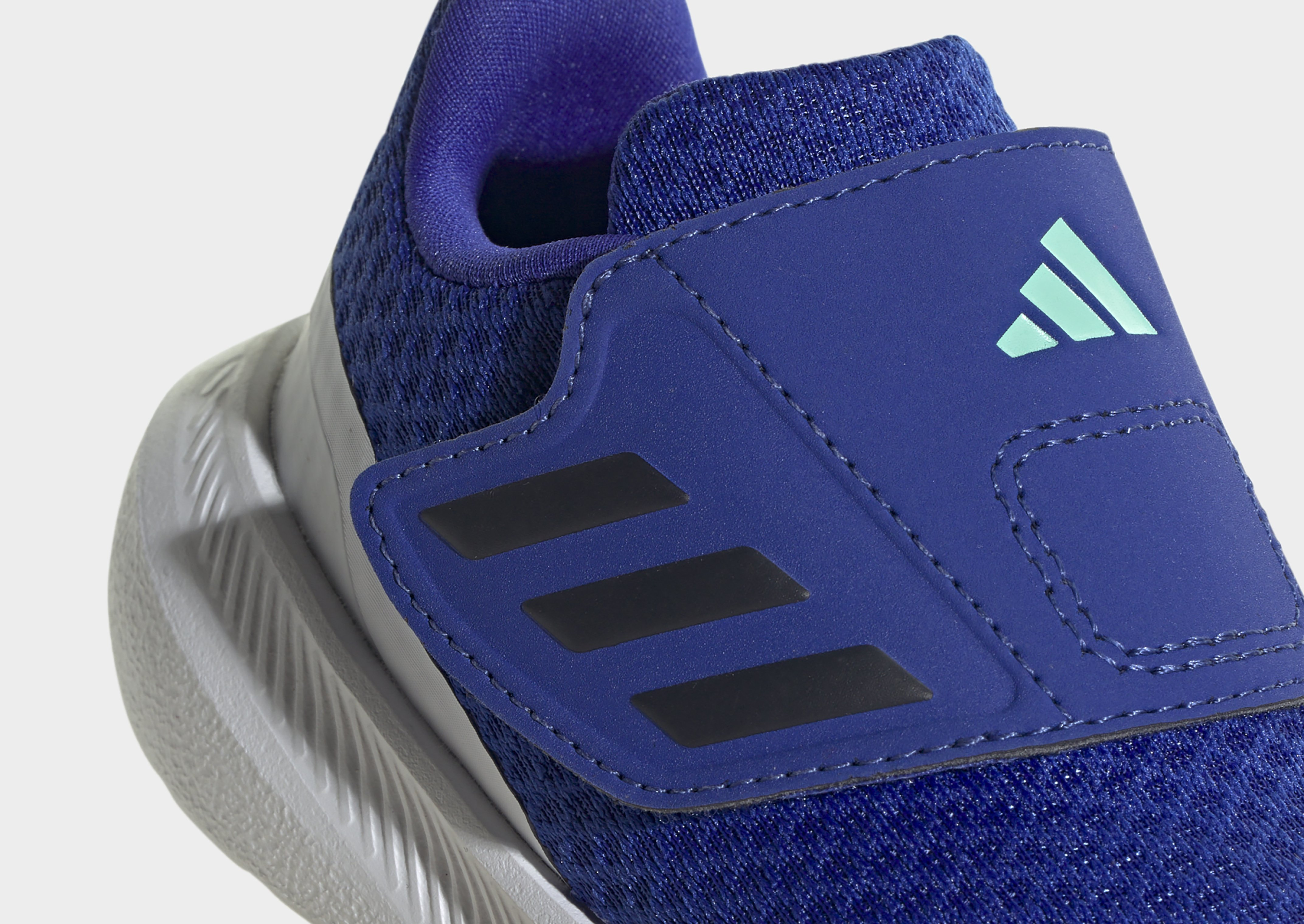 adidas Chaussure à scratch RunFalcon 3.0