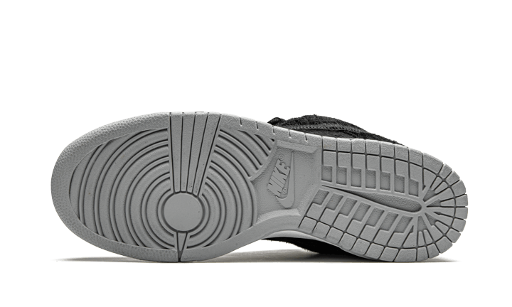 Nike SB Dunk Low BE@RBRICK Medicom Toy